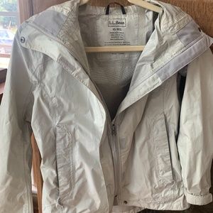 L.L. Bean Beige XS Raincoat